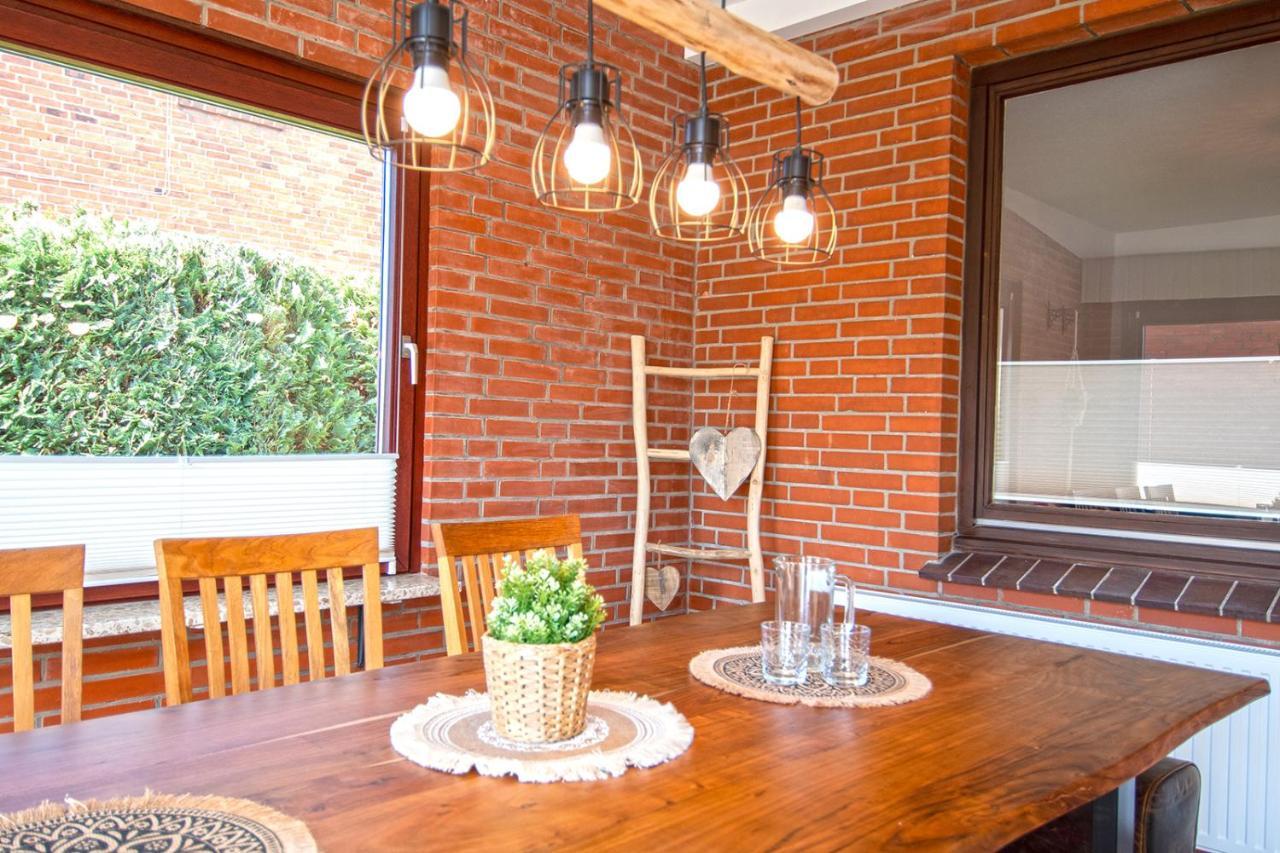 אוטין Grosses Ferienhaus Mit 4 Schlafzimmern מראה חיצוני תמונה