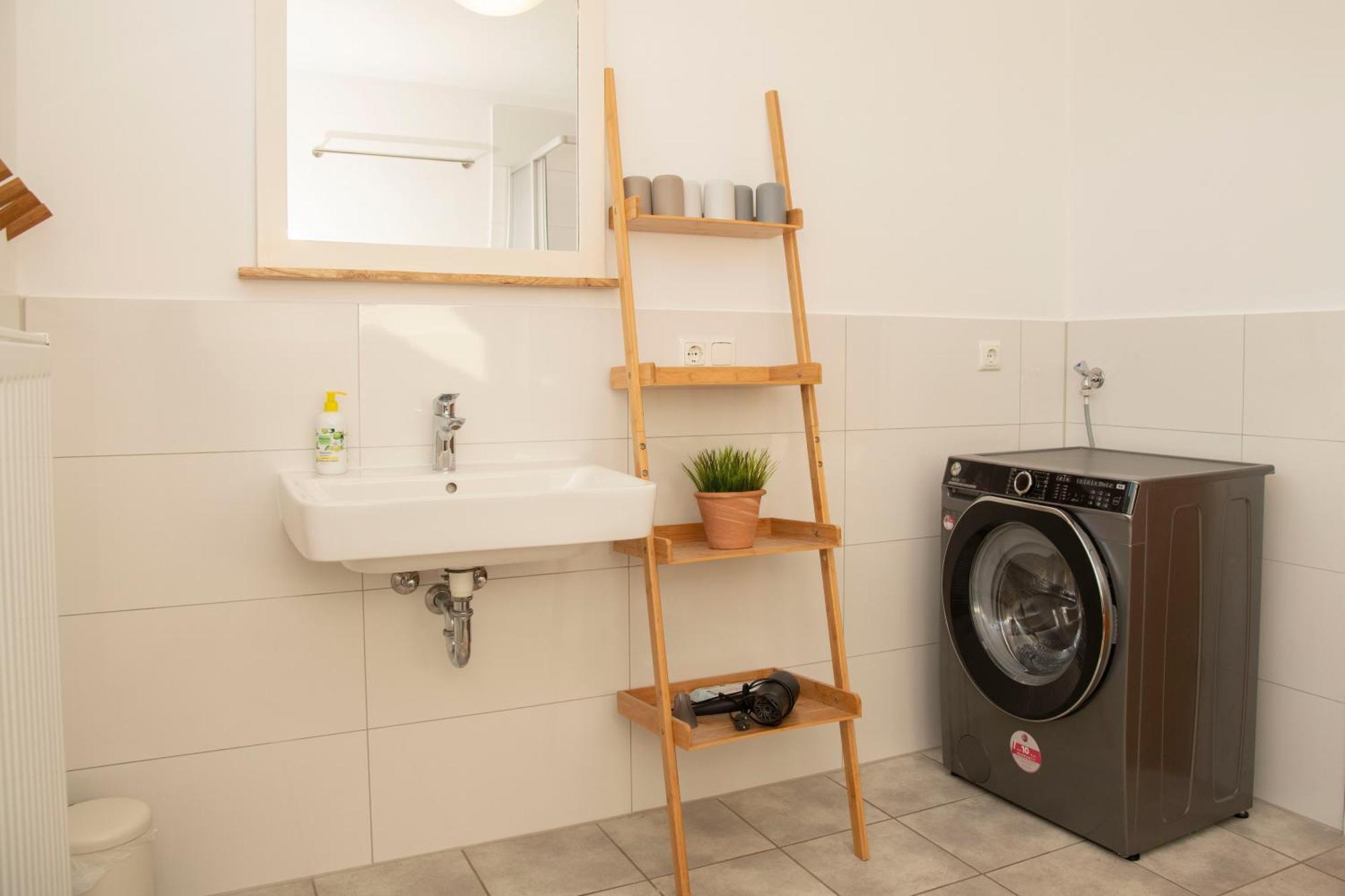אוטין Grosses Ferienhaus Mit 4 Schlafzimmern מראה חיצוני תמונה