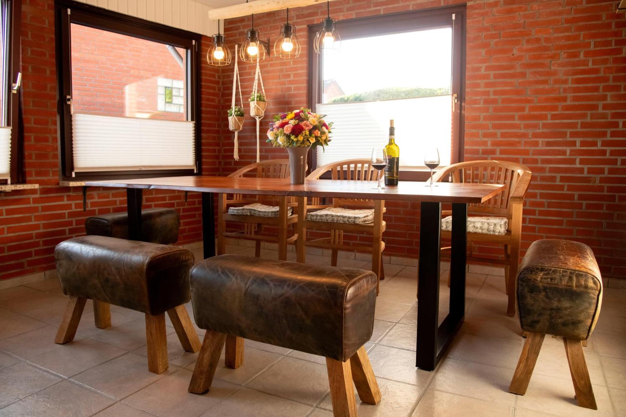 אוטין Grosses Ferienhaus Mit 4 Schlafzimmern מראה חיצוני תמונה